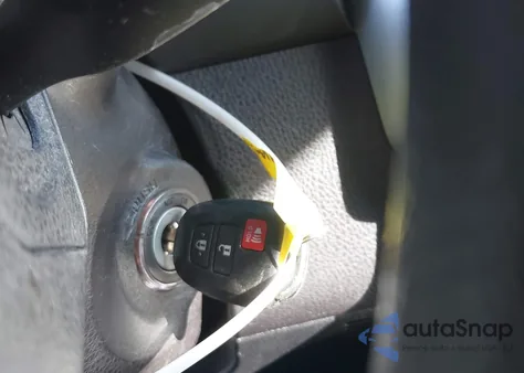 2018 Toyota Highlander Le z USA, uszkodzony, nr VIN 5TDBZRFH4JS820760